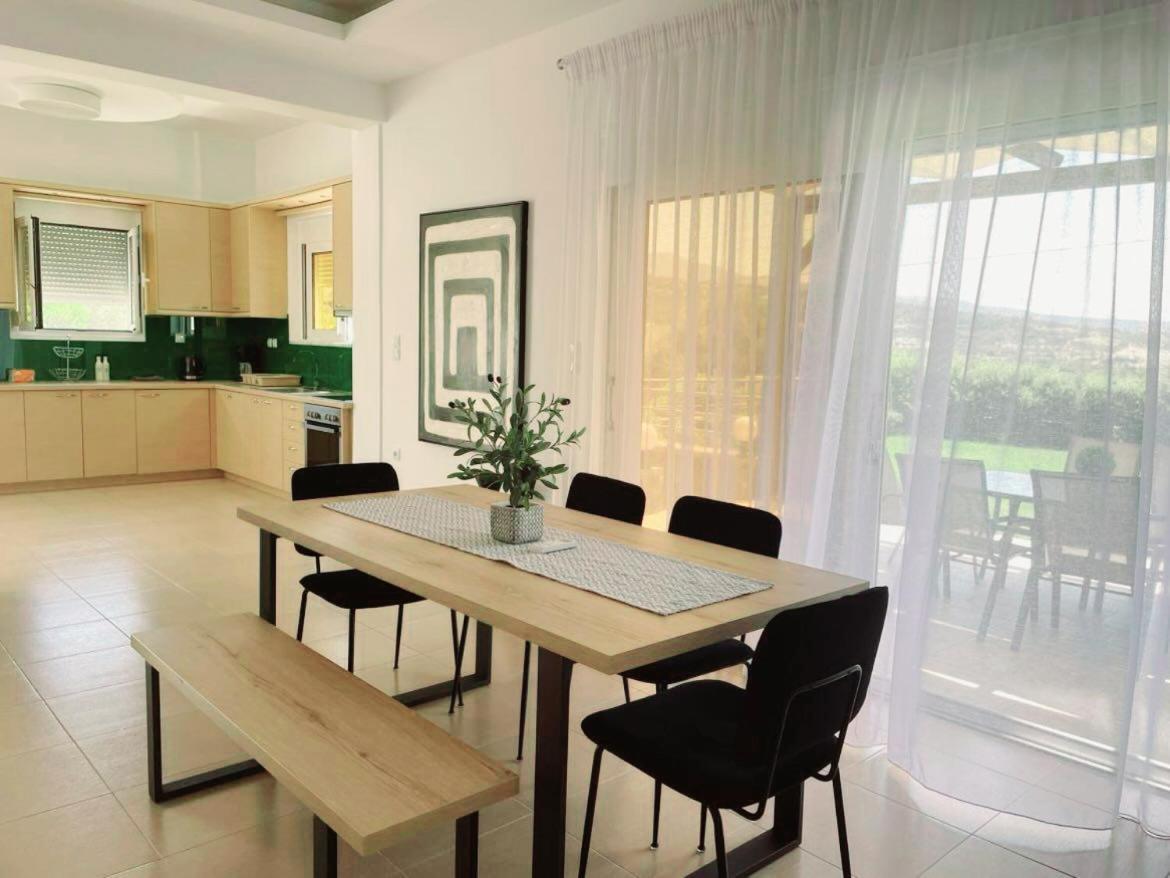 Villa Emily Rethymno Adelianos Kampos Quarto foto